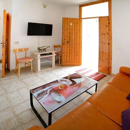 Apartments, * トッレ・カンネ